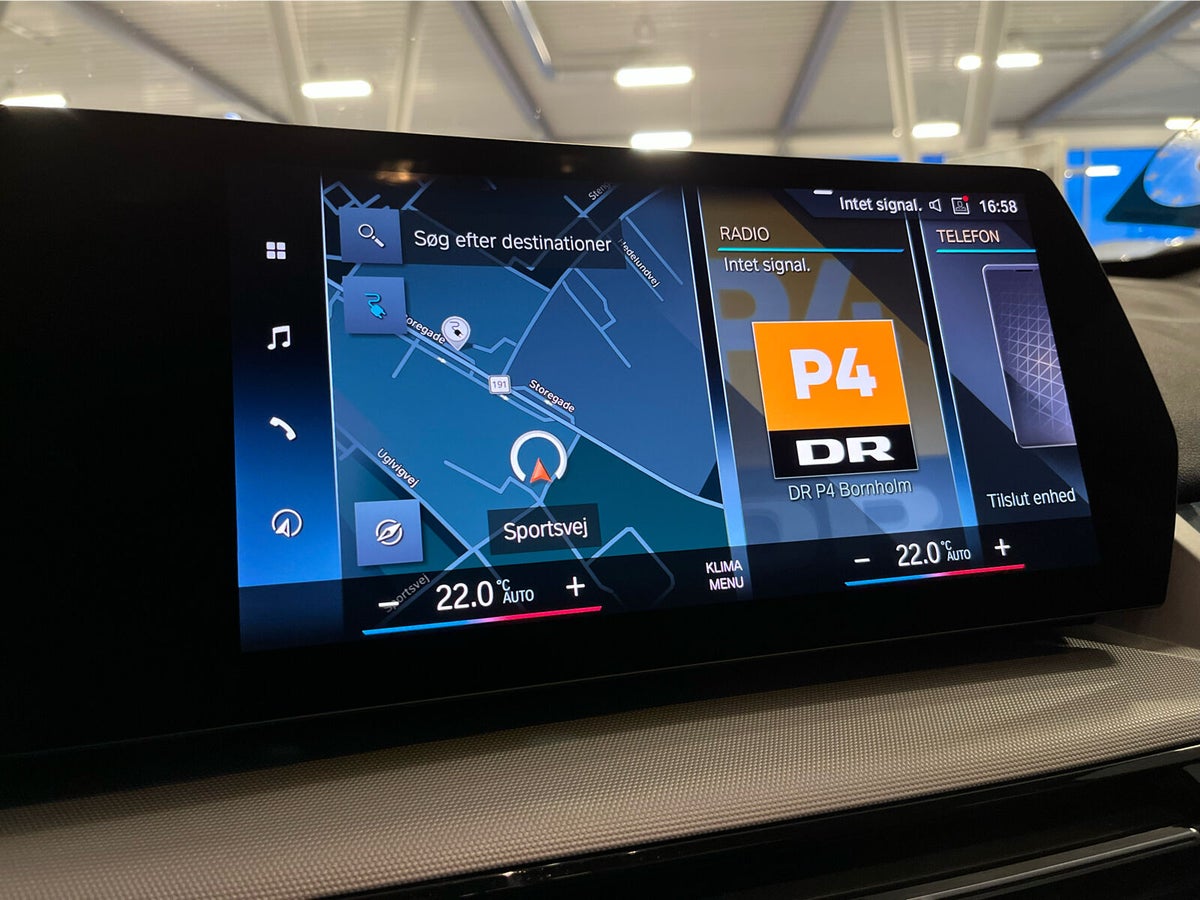 BMW iX1 xDrive30 billede 16