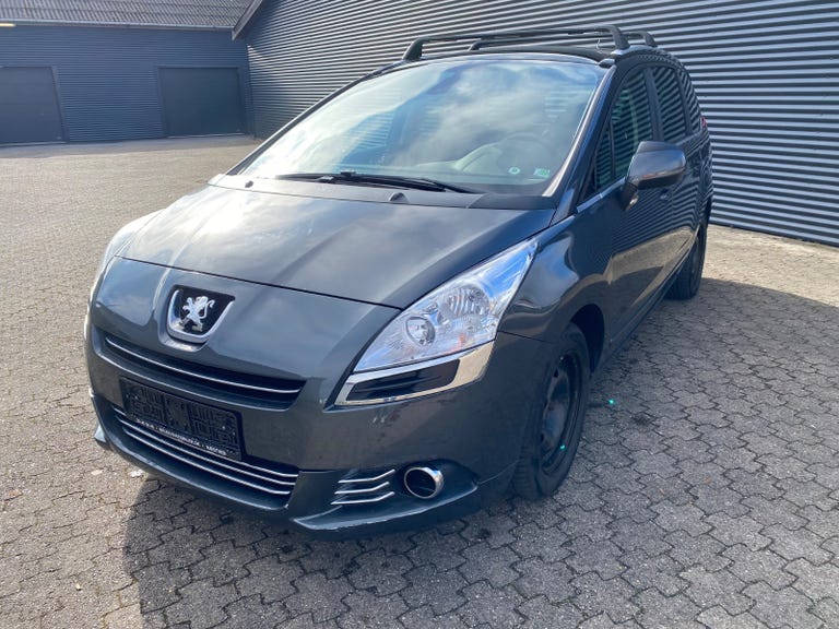 Peugeot 5008 HDi 112 Premium 7prs