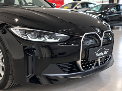 BMW i4 eDrive35