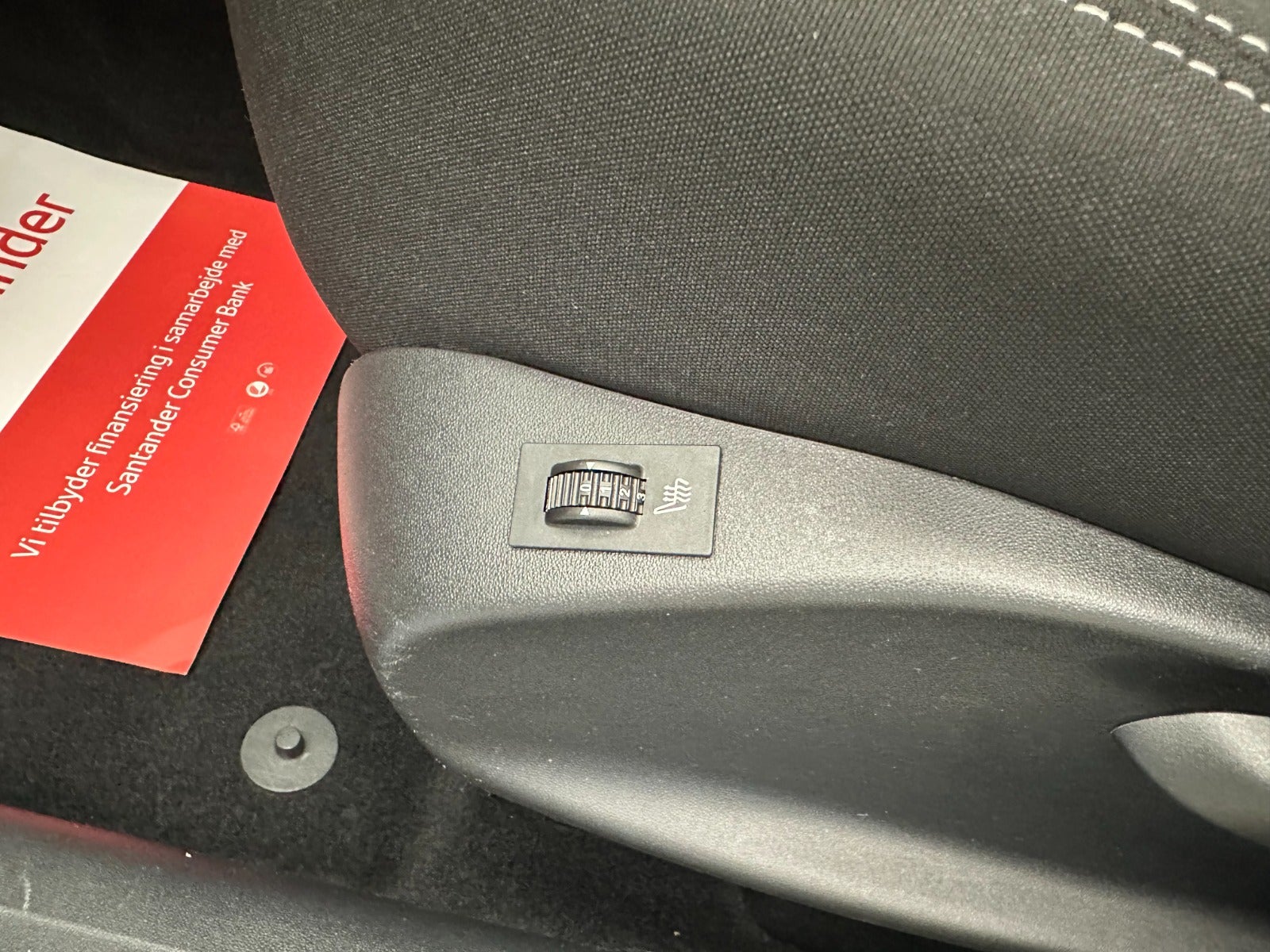 Billede af Peugeot 208 1,2 PureTech 82 Allure Sky