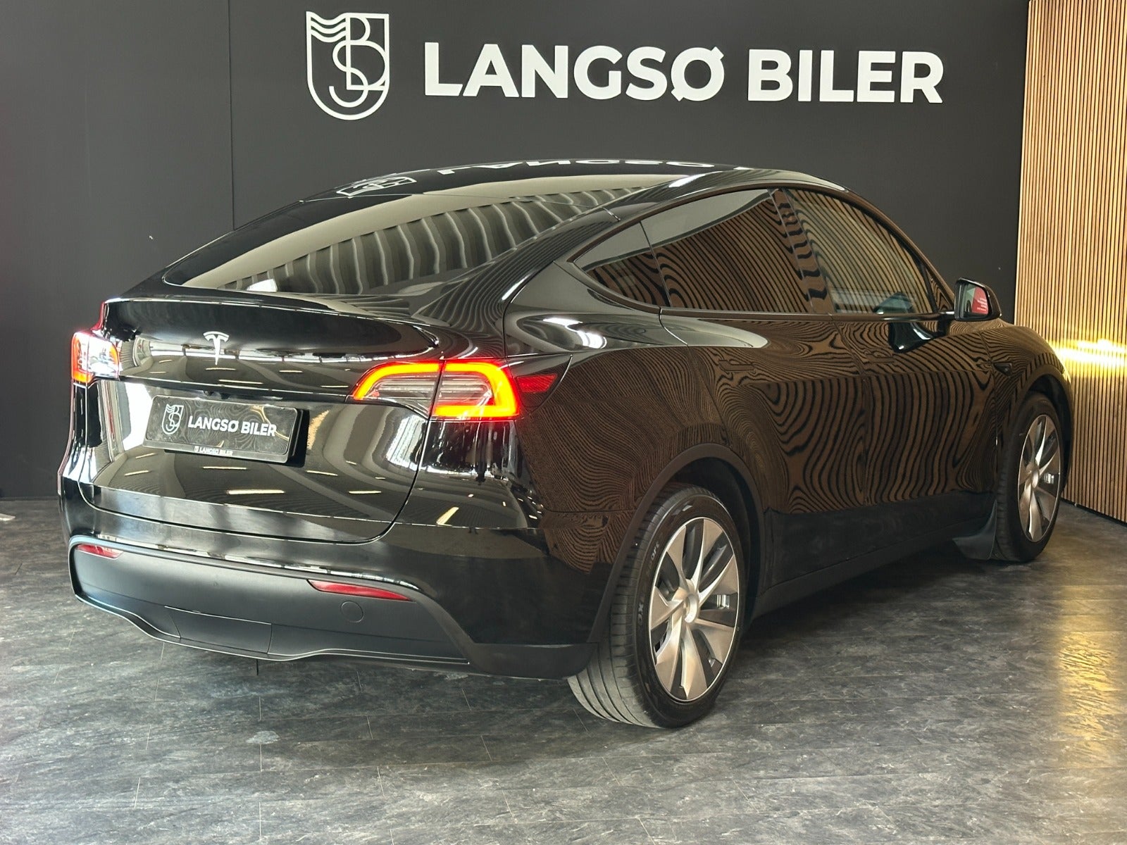 Billede af Tesla Model Y  RWD