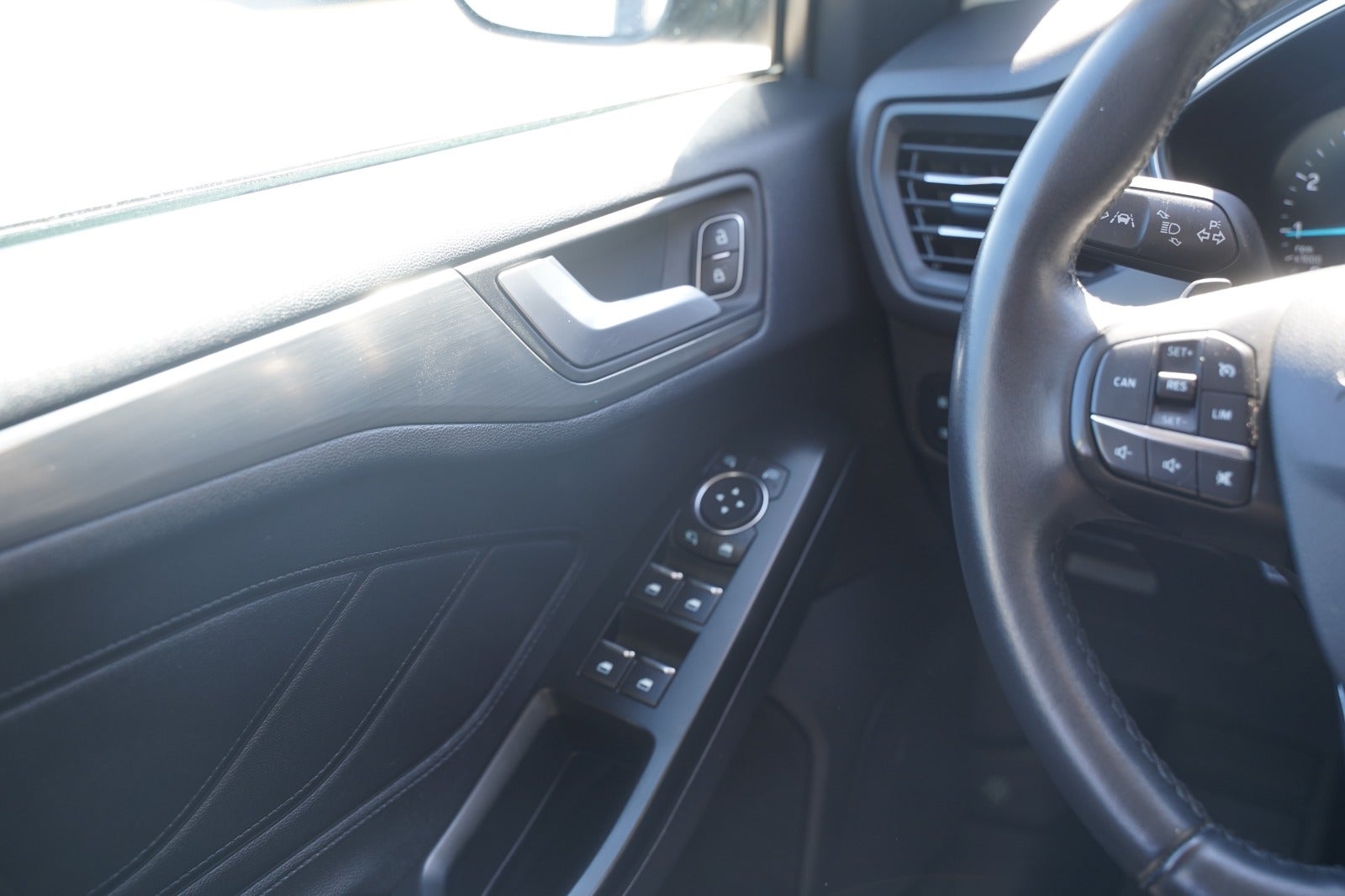 Billede af Ford Focus 1,5 EcoBoost Active Business aut.