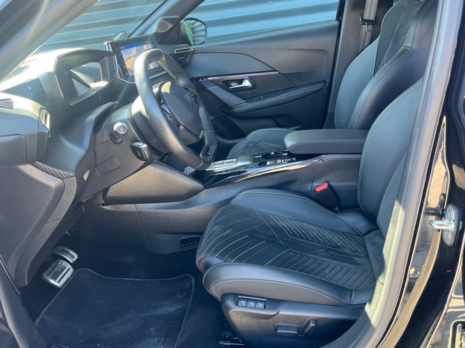 Billede af Peugeot e-208 54 GT