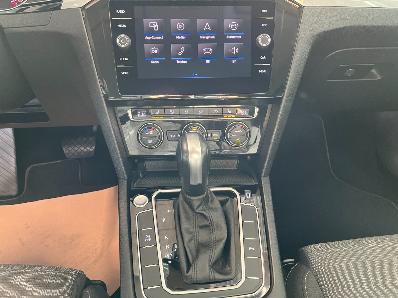 Billede af VW Passat 1,5 TSi 150 R-line Variant DSG