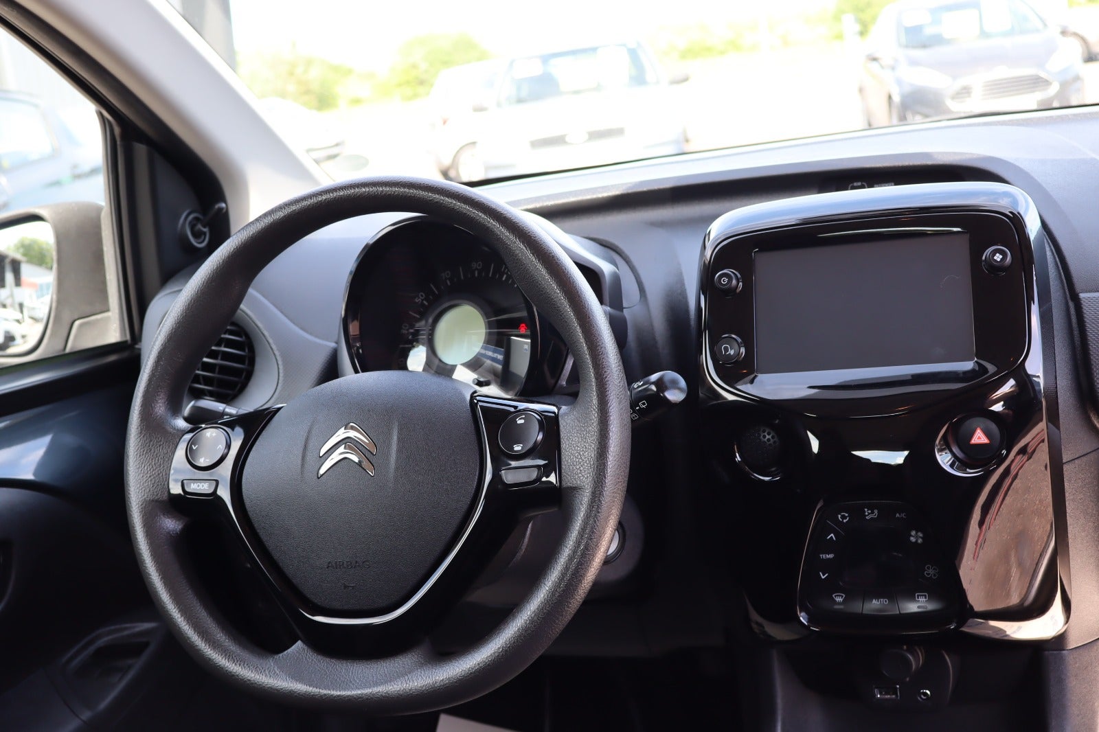 Billede af Citroën C1 1,0 VTi Street+