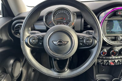 MINI Cooper Essential aut.