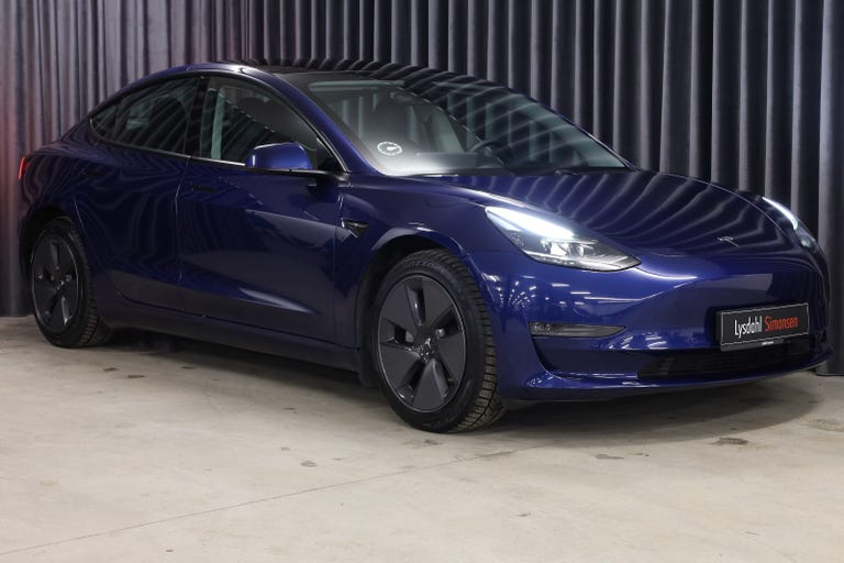 Tesla Model 3 Long Range AWD
