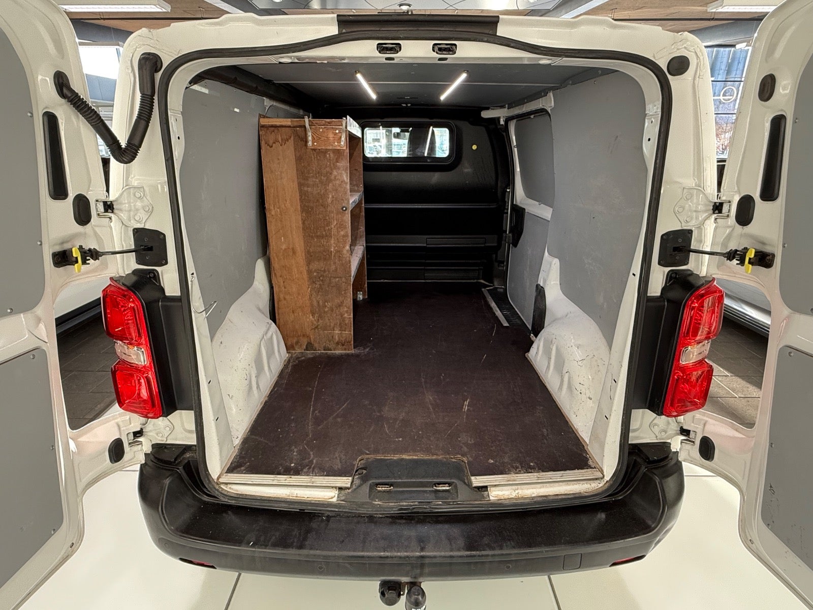 Billede af Toyota ProAce 2,0 D 120 Medium Comfort Master aut.