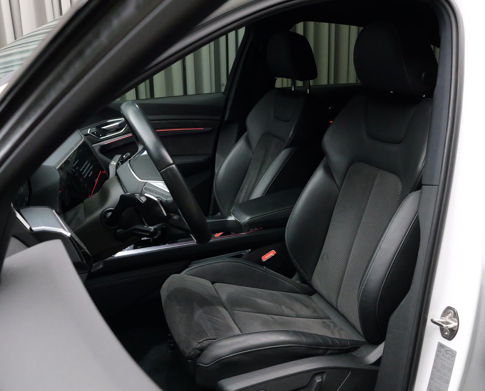 Audi e-tron S-line Sportback quattro