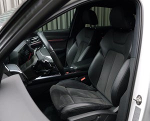 Audi e-tron S-line Sportback quattro