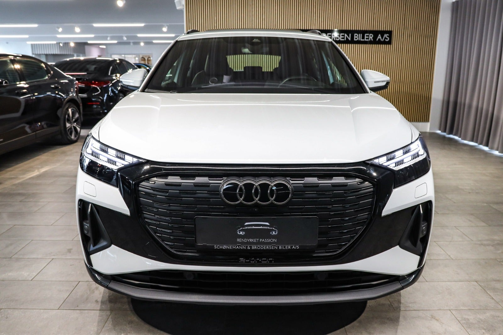 Billede af Audi Q4 e-tron 45 edition S-line