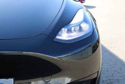 Tesla Model Y RWD