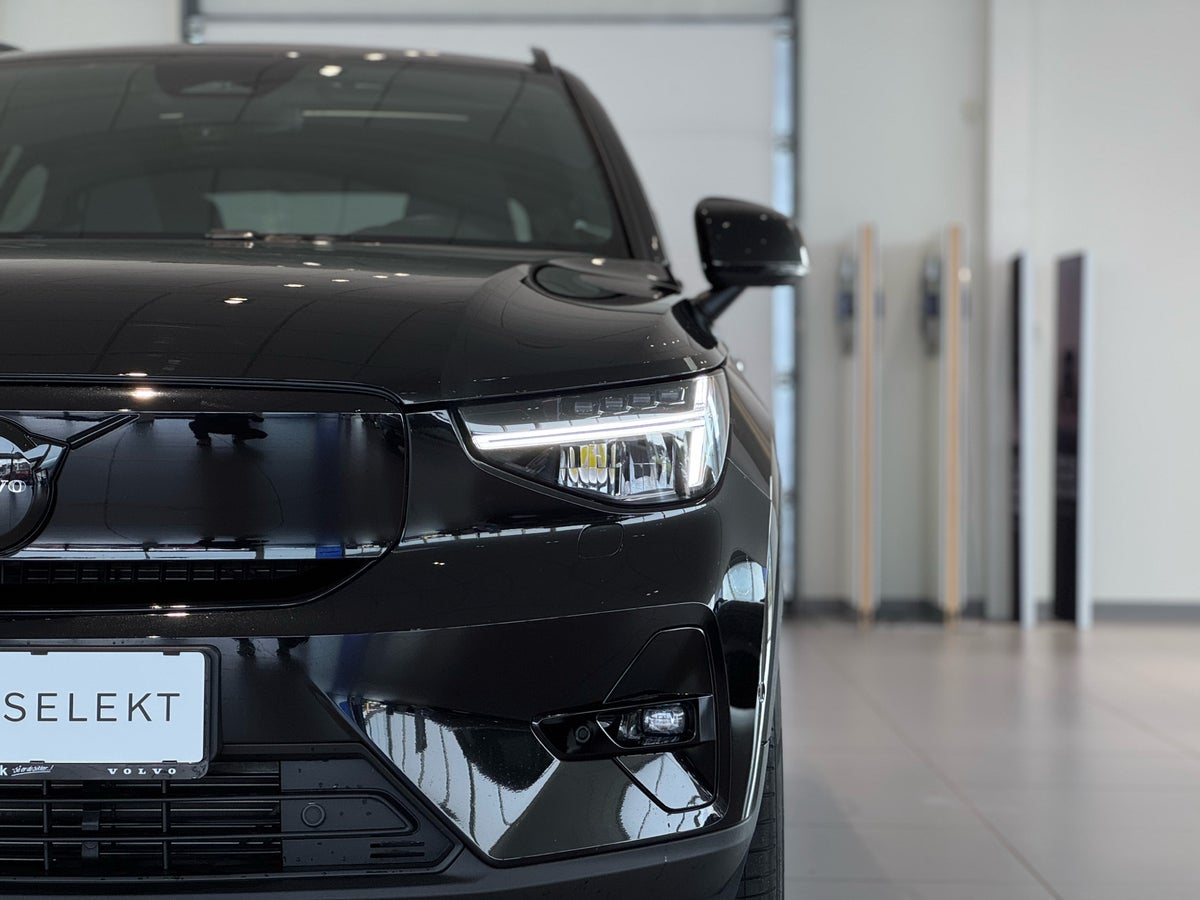 Volvo EX40 Extended Range Black Edition billede 22