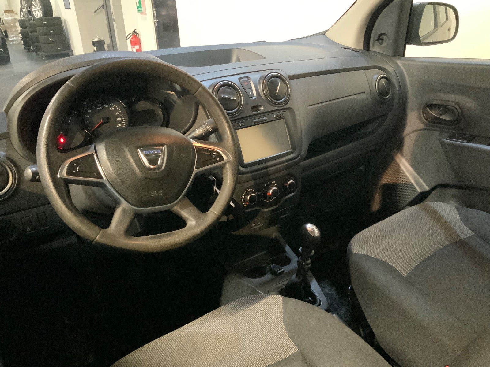 Dacia Lodgy (8/8)