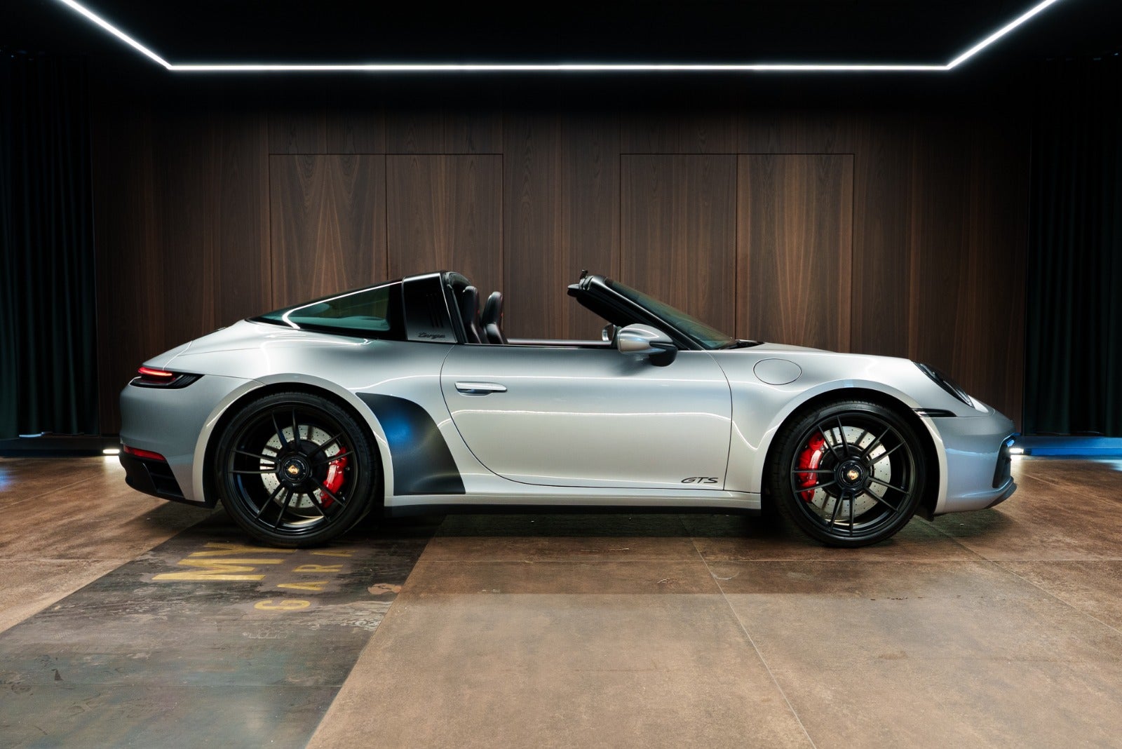 Porsche 911 Targa 4 GTS - 