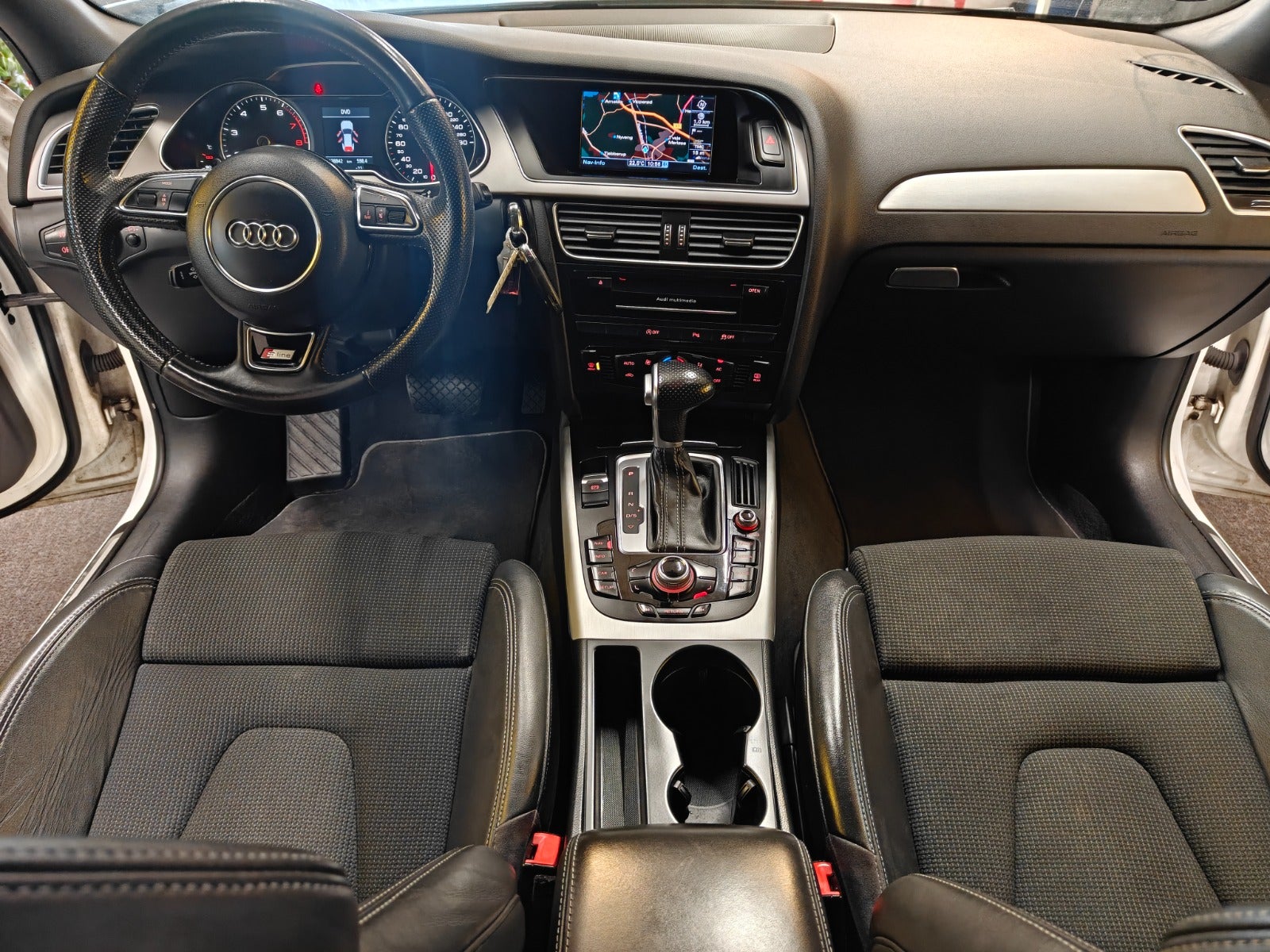 Billede af Audi A4 1,8 TFSi 170 S-line Avant Multitr.