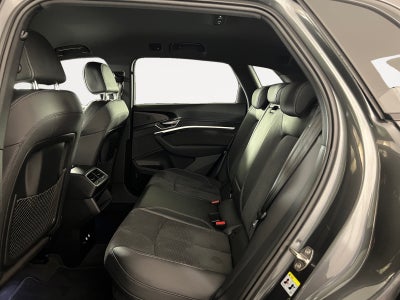 Audi e-tron S-line quattro