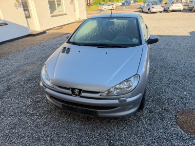Peugeot 206 1,6 16V CC 2d