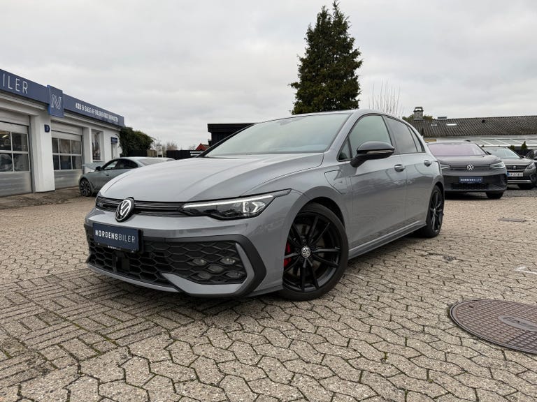 VW Golf VIII GTE DSG