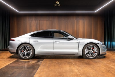 Porsche Taycan 4S   4d