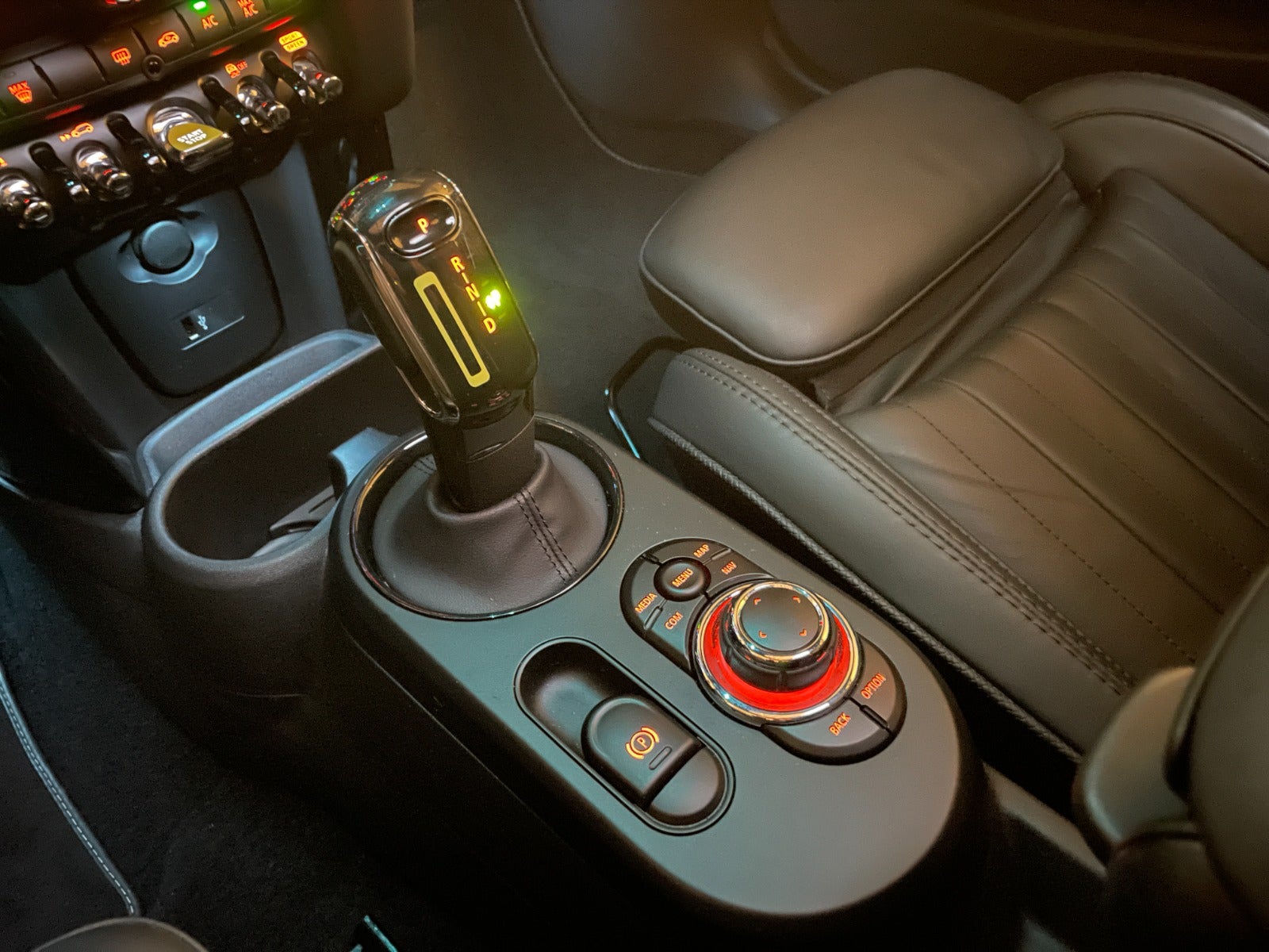 MINI Cooper SE Yours Trim