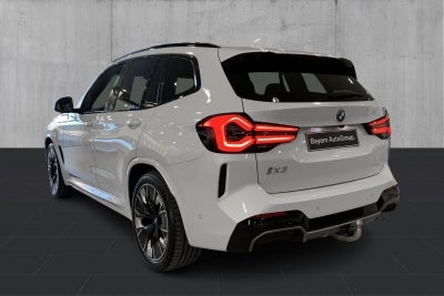 BMW iX3 Charged Plus M-Sport - 2