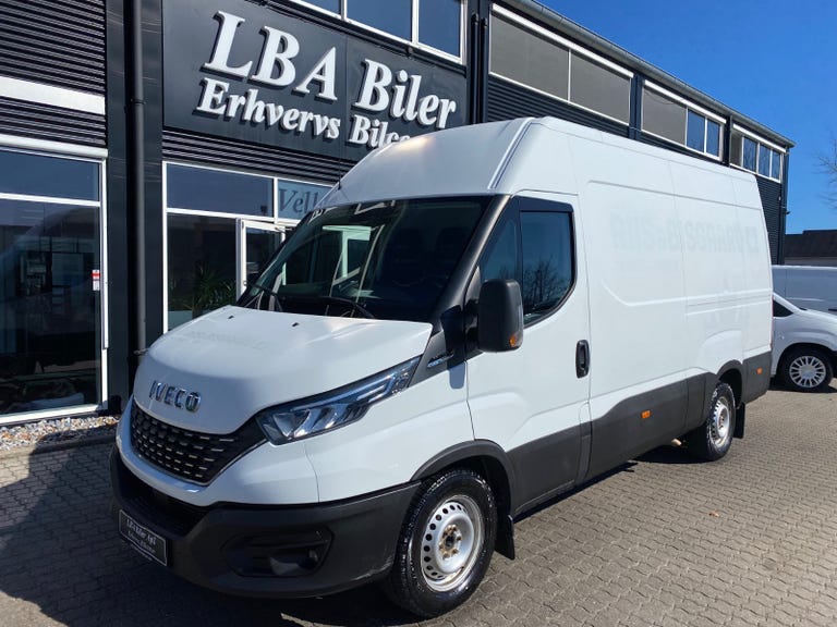 Iveco Daily 35S16 12m³ Van AG8
