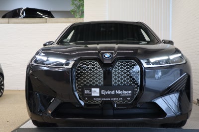 BMW iX xDrive40 Fully Charged Sport