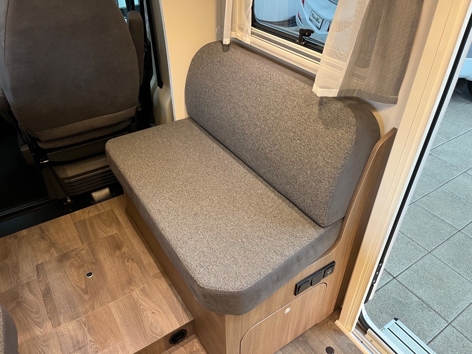Carado T448 PRO+ JTD 140 aut.