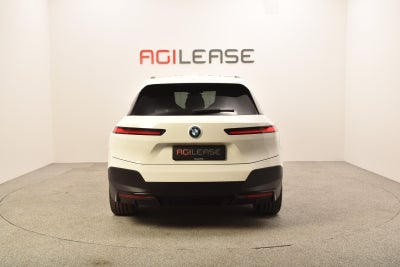 BMW iX xDrive40