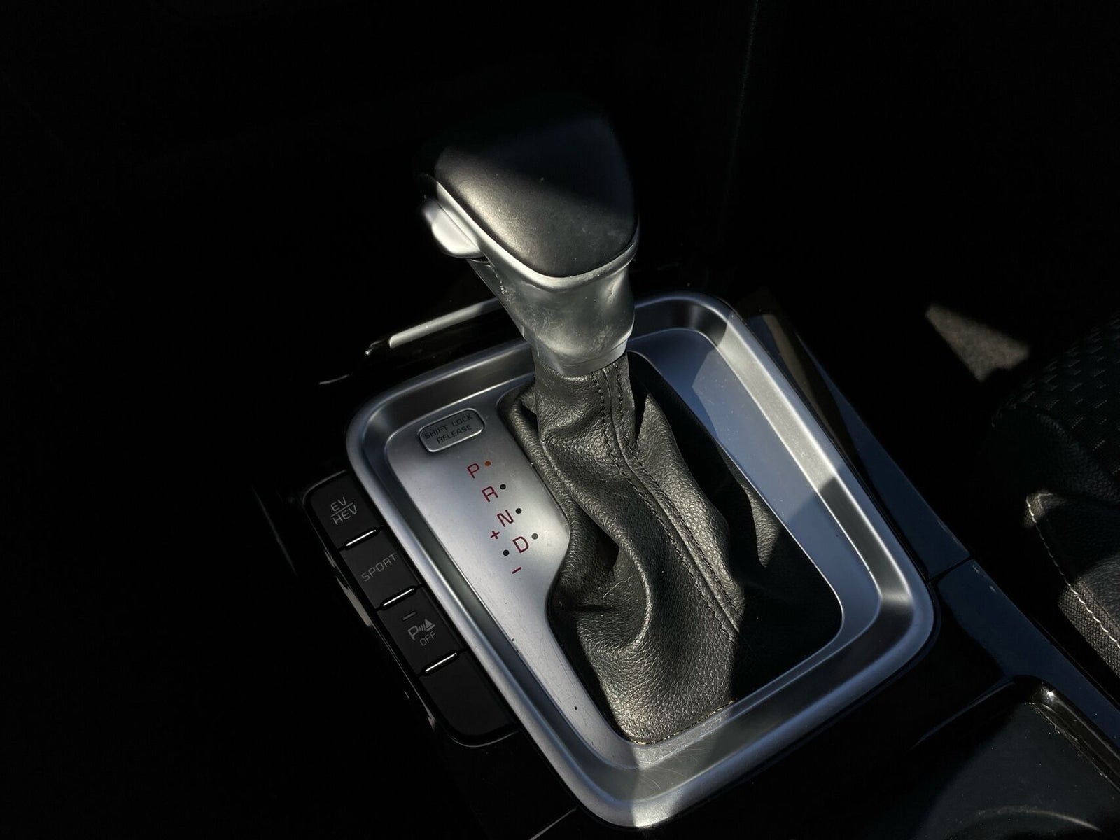 Kia XCeed PHEV Upgrade Intro DCT