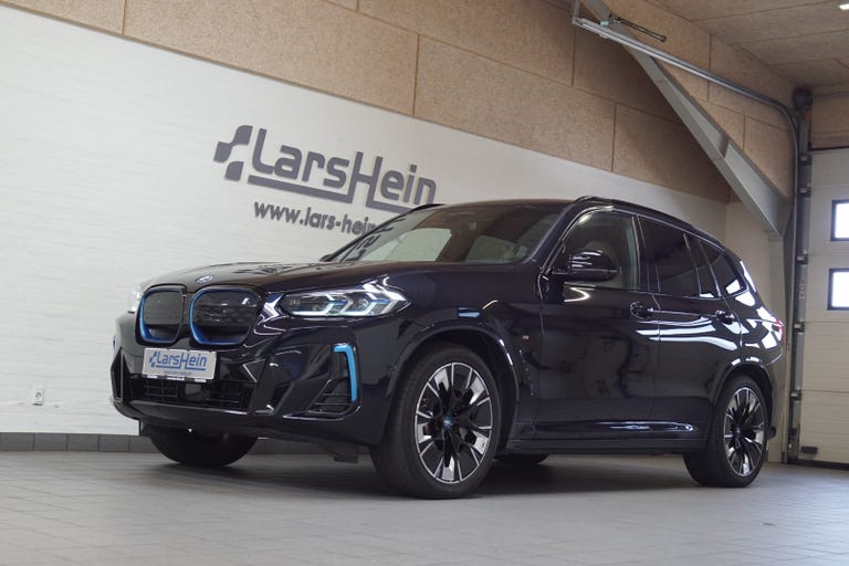 BMW iX3 Charged Plus M-Sport