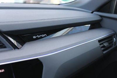Audi e-tron Black Edition S-line quattro
