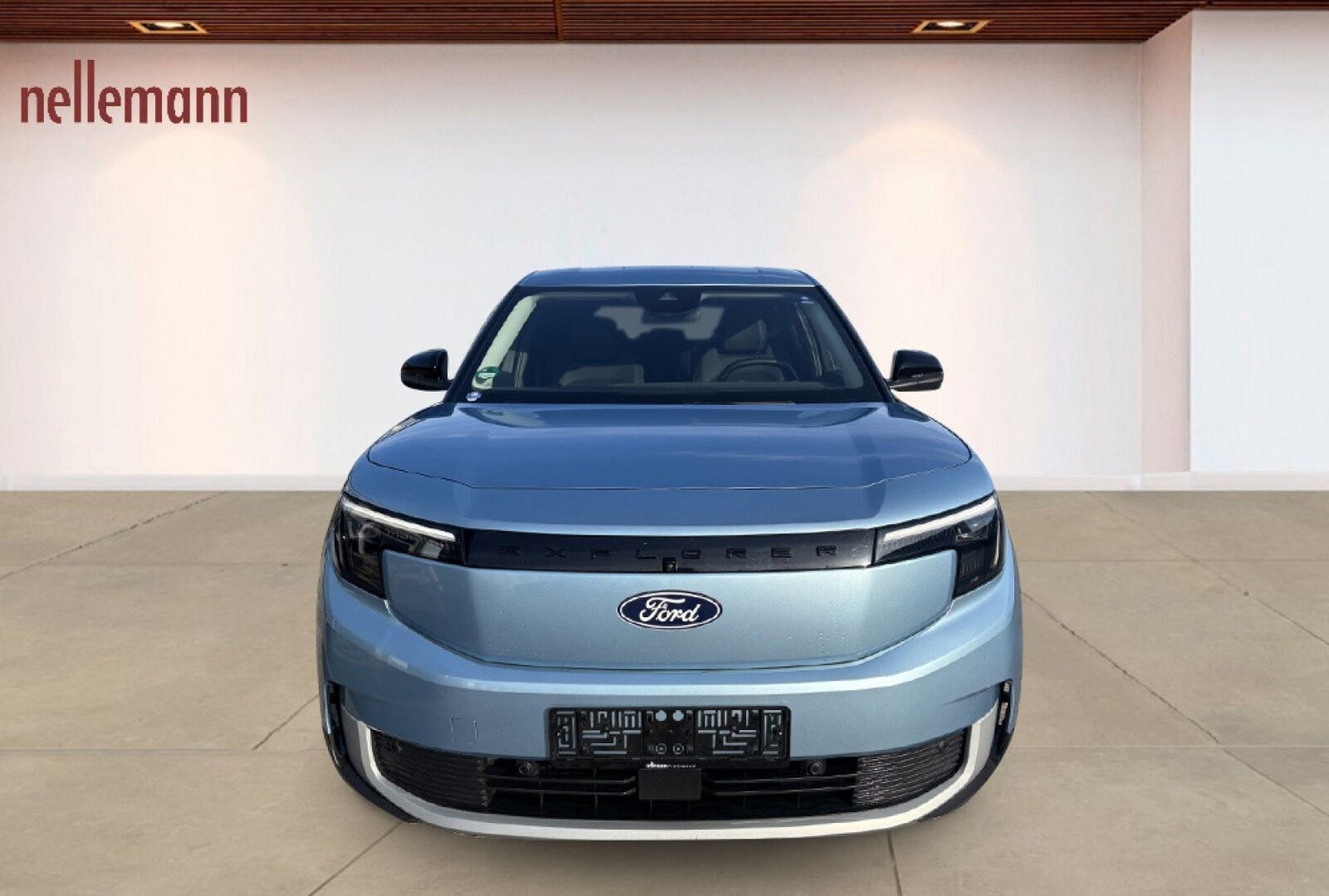 Ford Explorer Select Extended Range