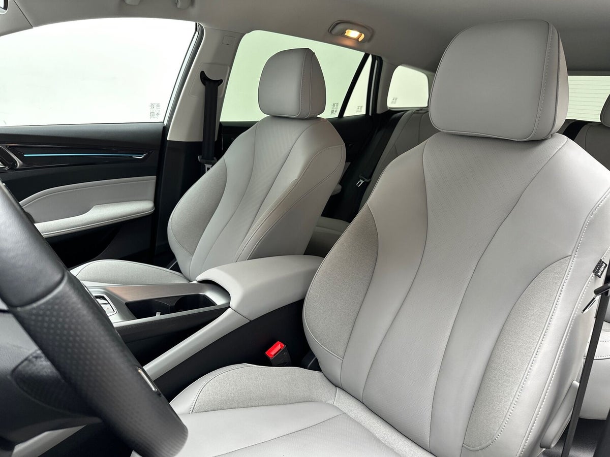 MG 5 Luxury billede 17