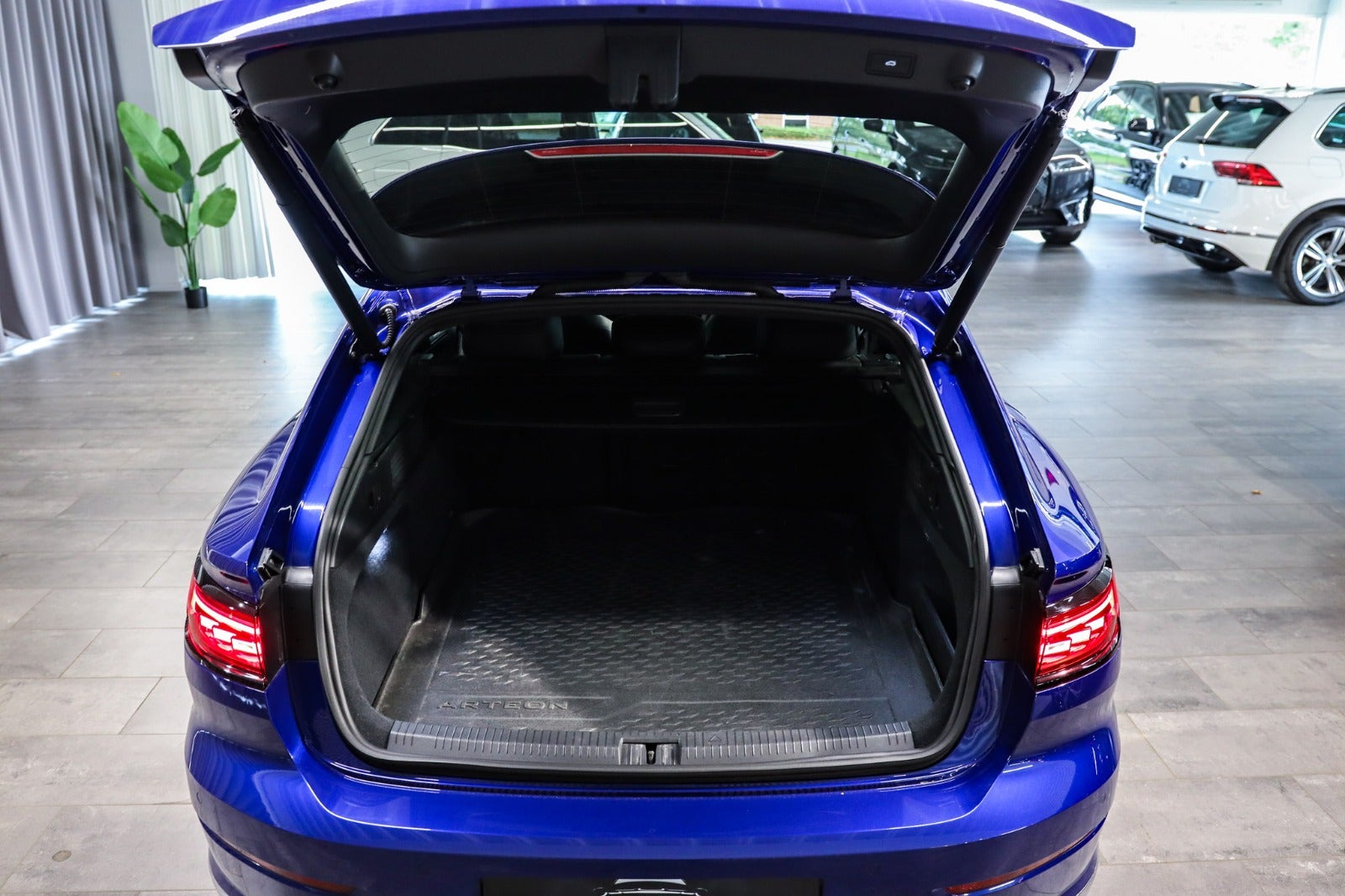 Billede af VW Arteon 1,4 eHybrid R-line Shooting Brake DSG