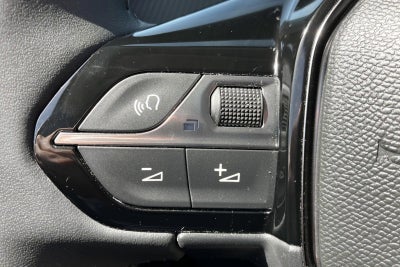 Peugeot e-2008 Active