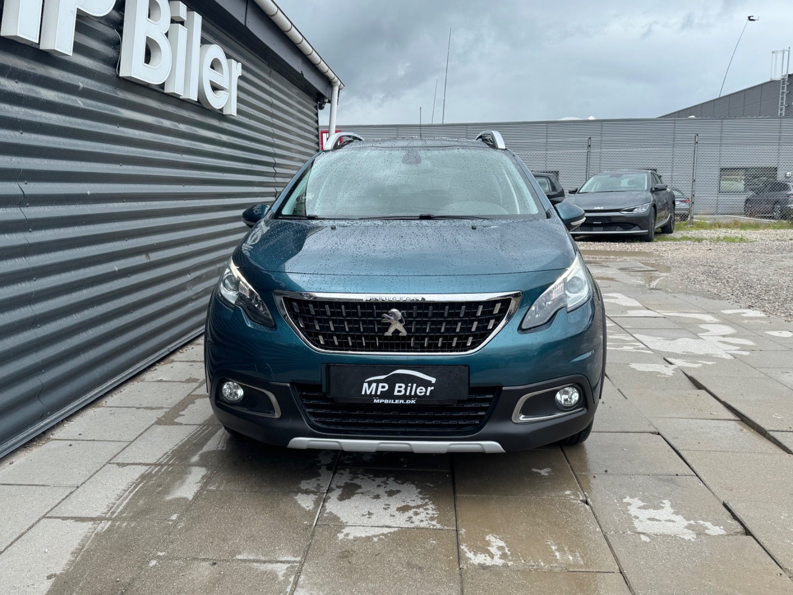Billede af Peugeot 2008 1,6 BlueHDi 100 Allure Sky