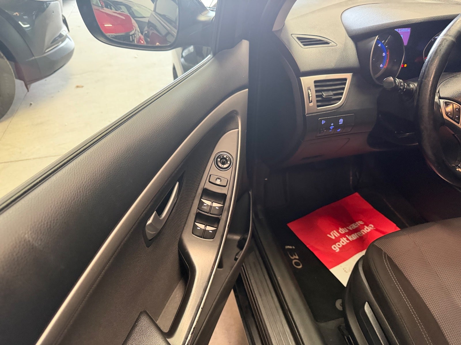 Hyundai i30 CRDi 110 Active - billede 8