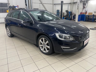 Volvo V60 2,0 D3 150 Momentum Diesel modelår 2016 km 196000 Blåmetal træk ABS airbag startspærre ser