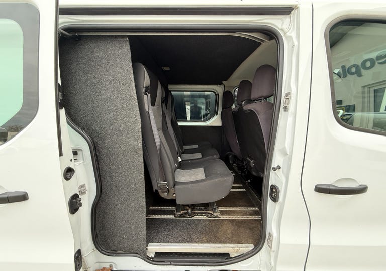 Renault Trafic T29 dCi 125 L2H1 Mandskabsvogn