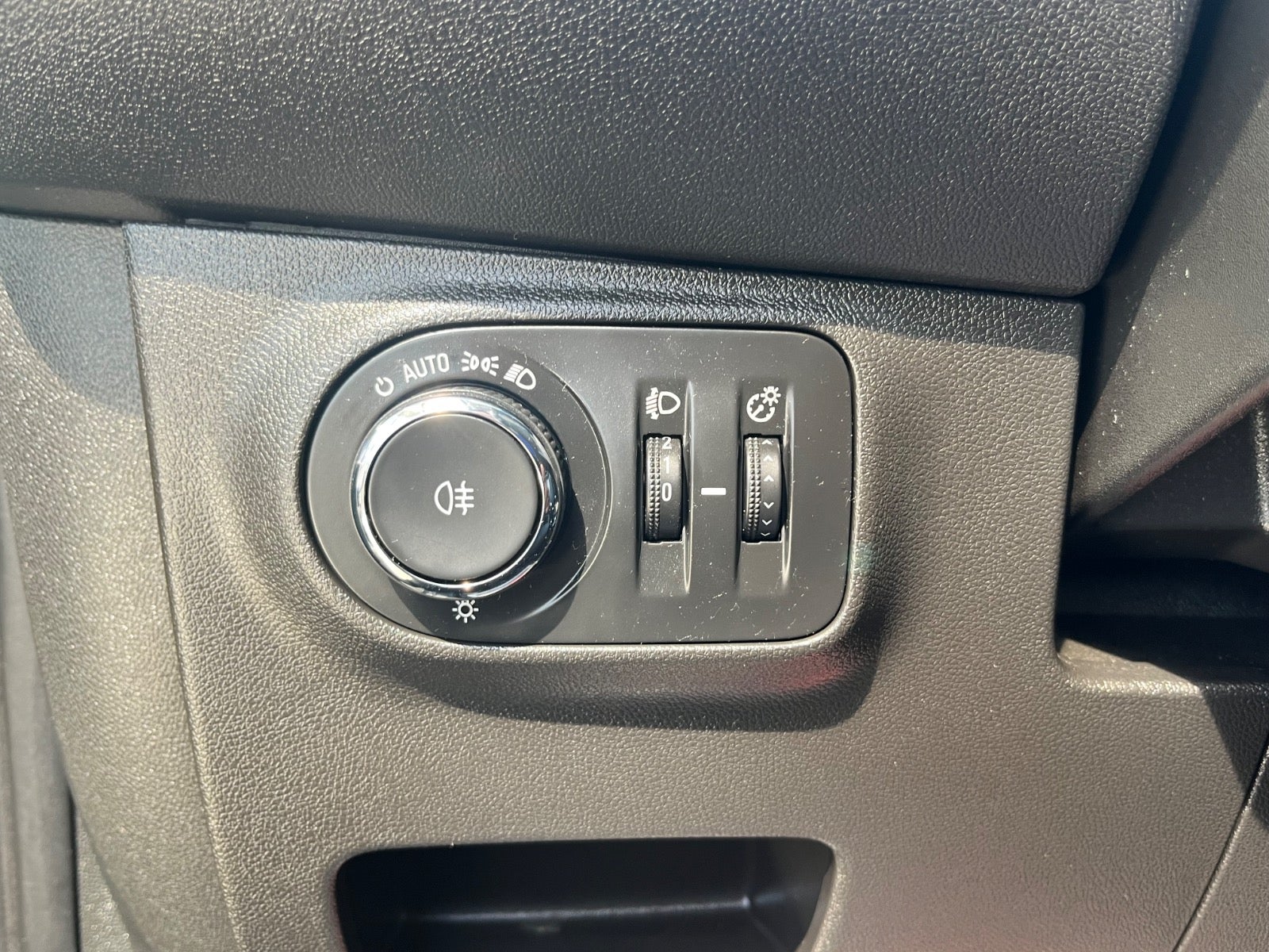 Billede af Opel Corsa 1,4 16V Sport