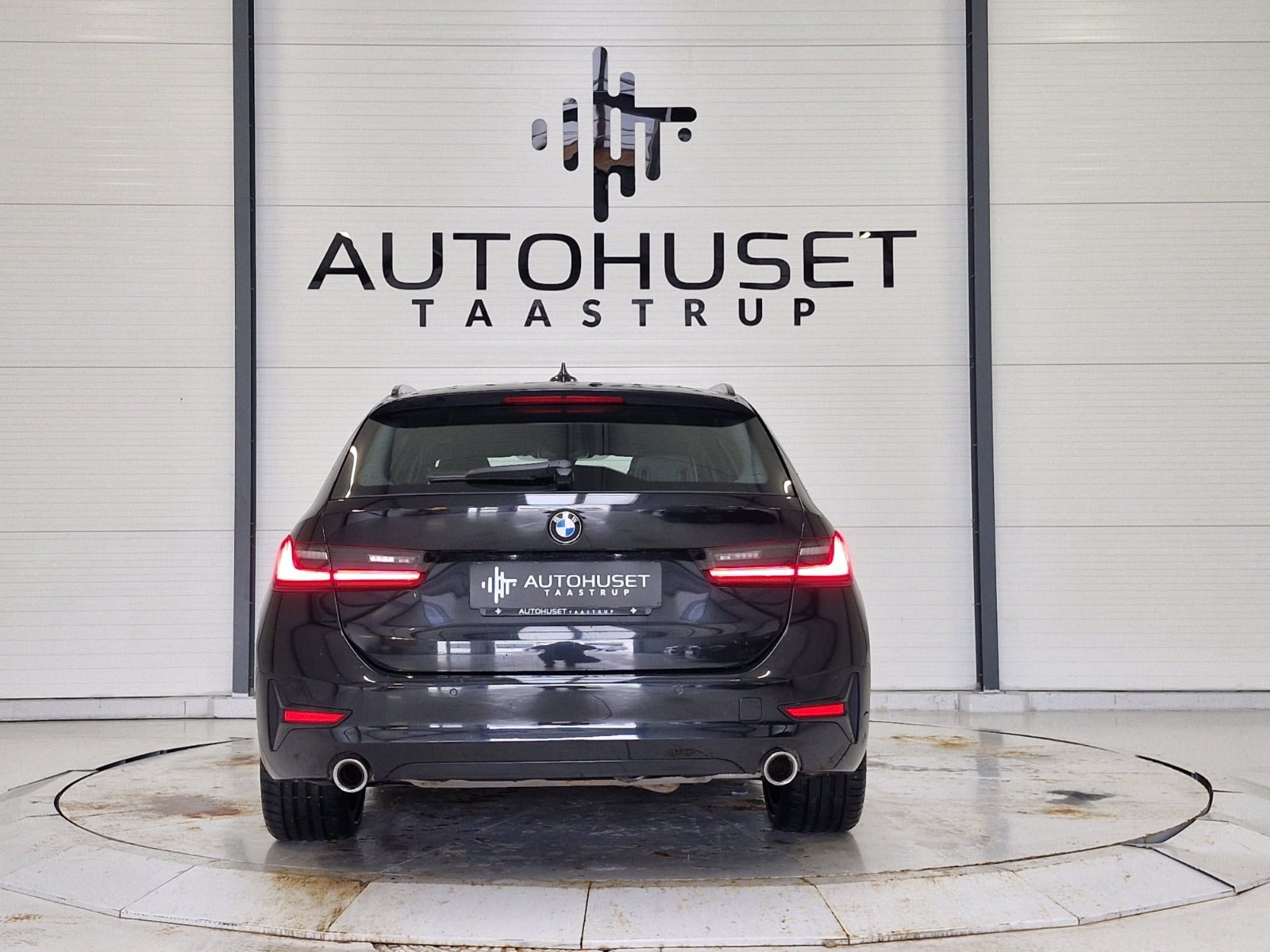 Billede af BMW 330i 2,0 Touring Sport Line aut.