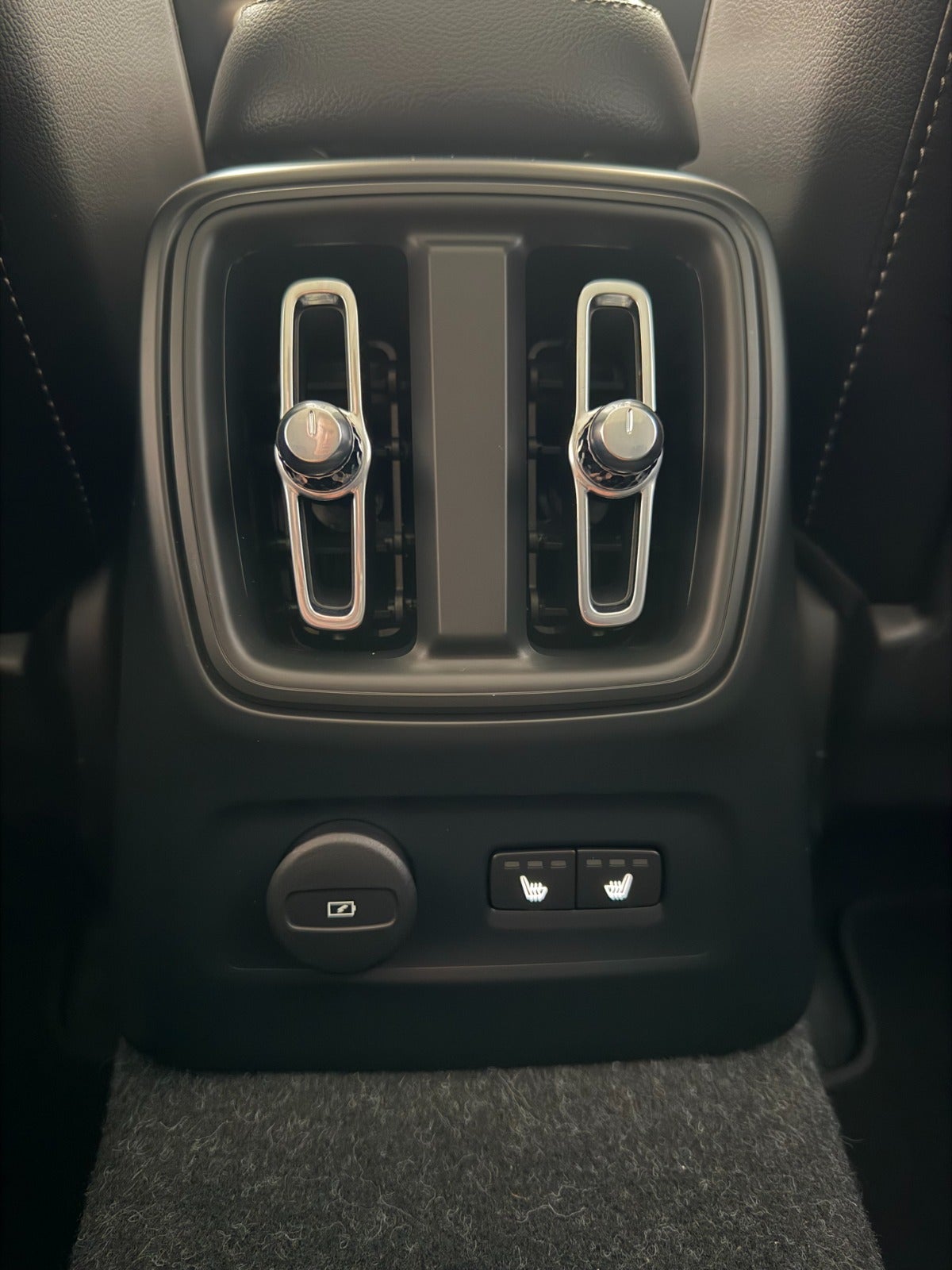 Billede af Volvo XC40 1,5 T5 ReCharge Inscription X aut.