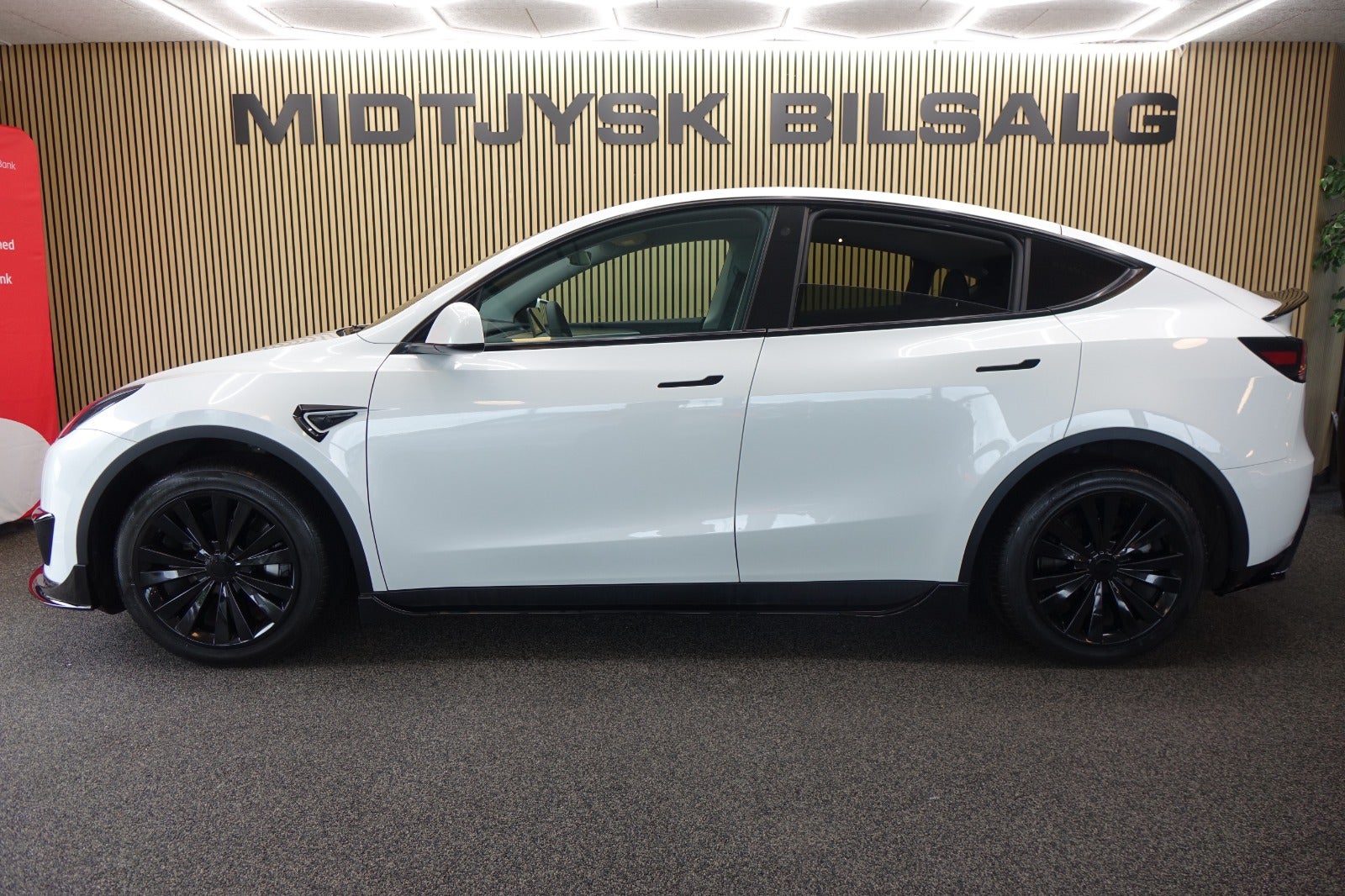 Tesla Model Y, Billede 9