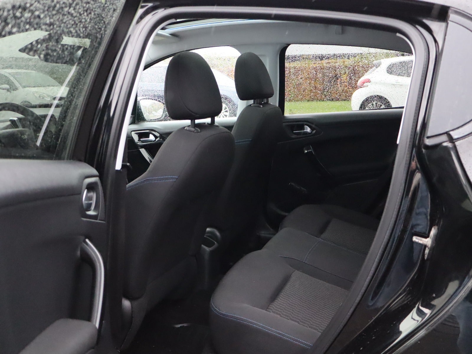 Billede af Peugeot 208 1,5 BlueHDi 100 Allure+