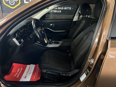 BMW 320d Touring Connected aut.