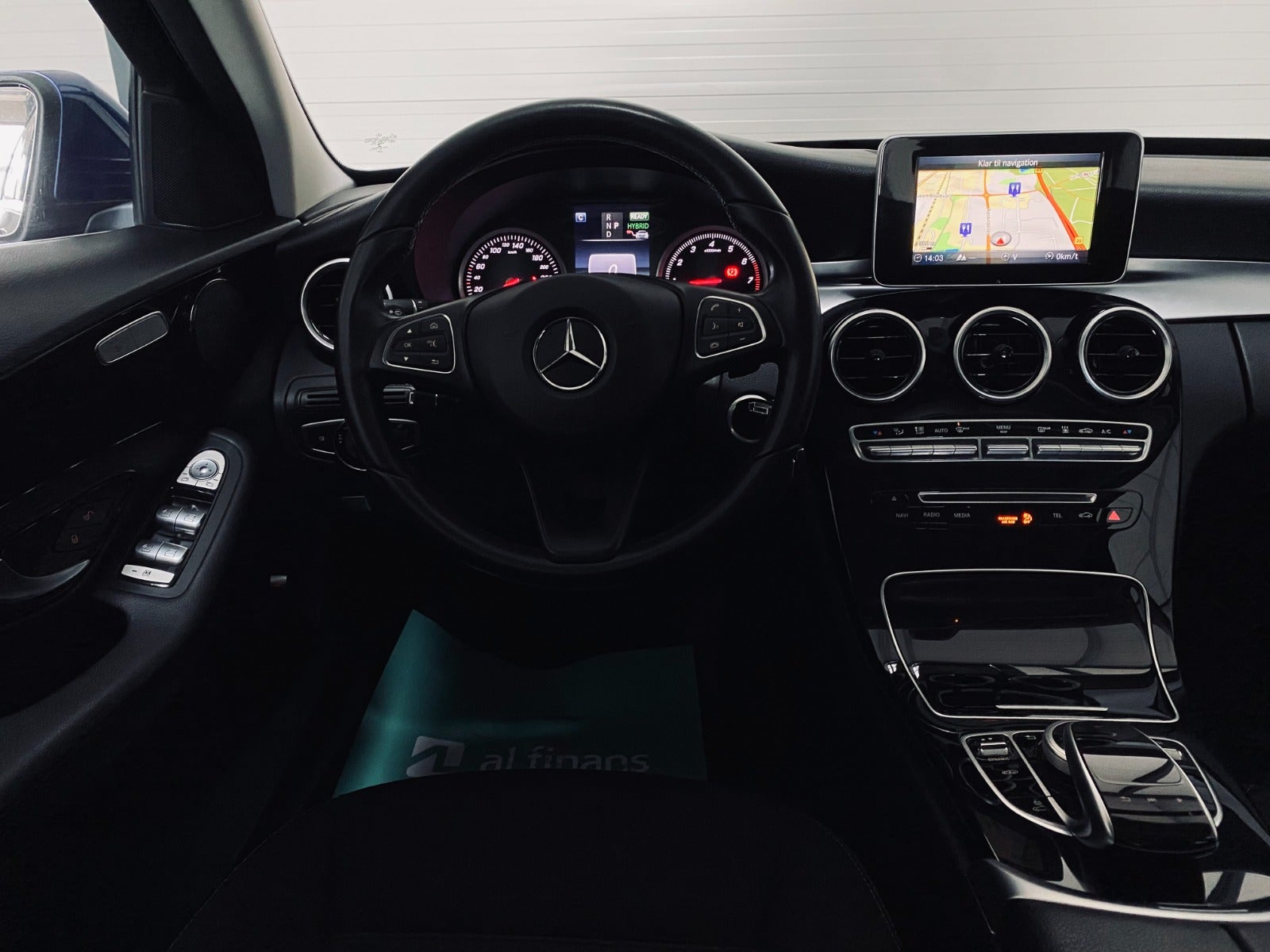 Mercedes C350 e 2016