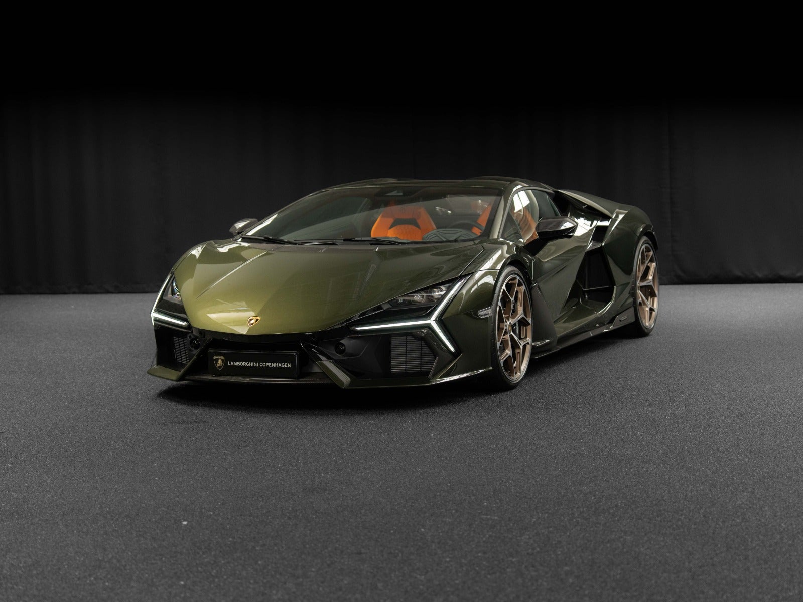 Gallery image 1 of 13