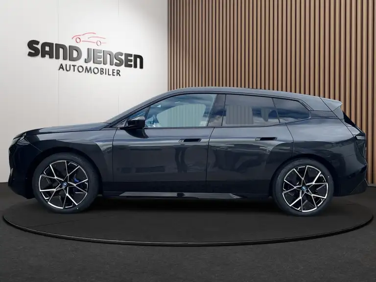 BMW iX xDrive50 Supercharged